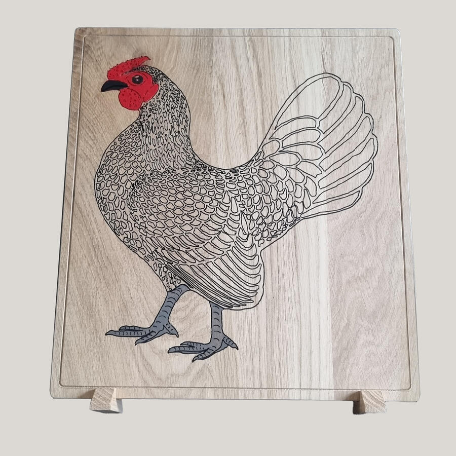 Decoratieve Kip ingegraveerd